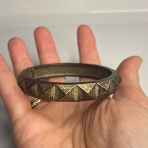 Faceted Hinged bronze clamper bracelet with triangle spikes whimsygoth 90s